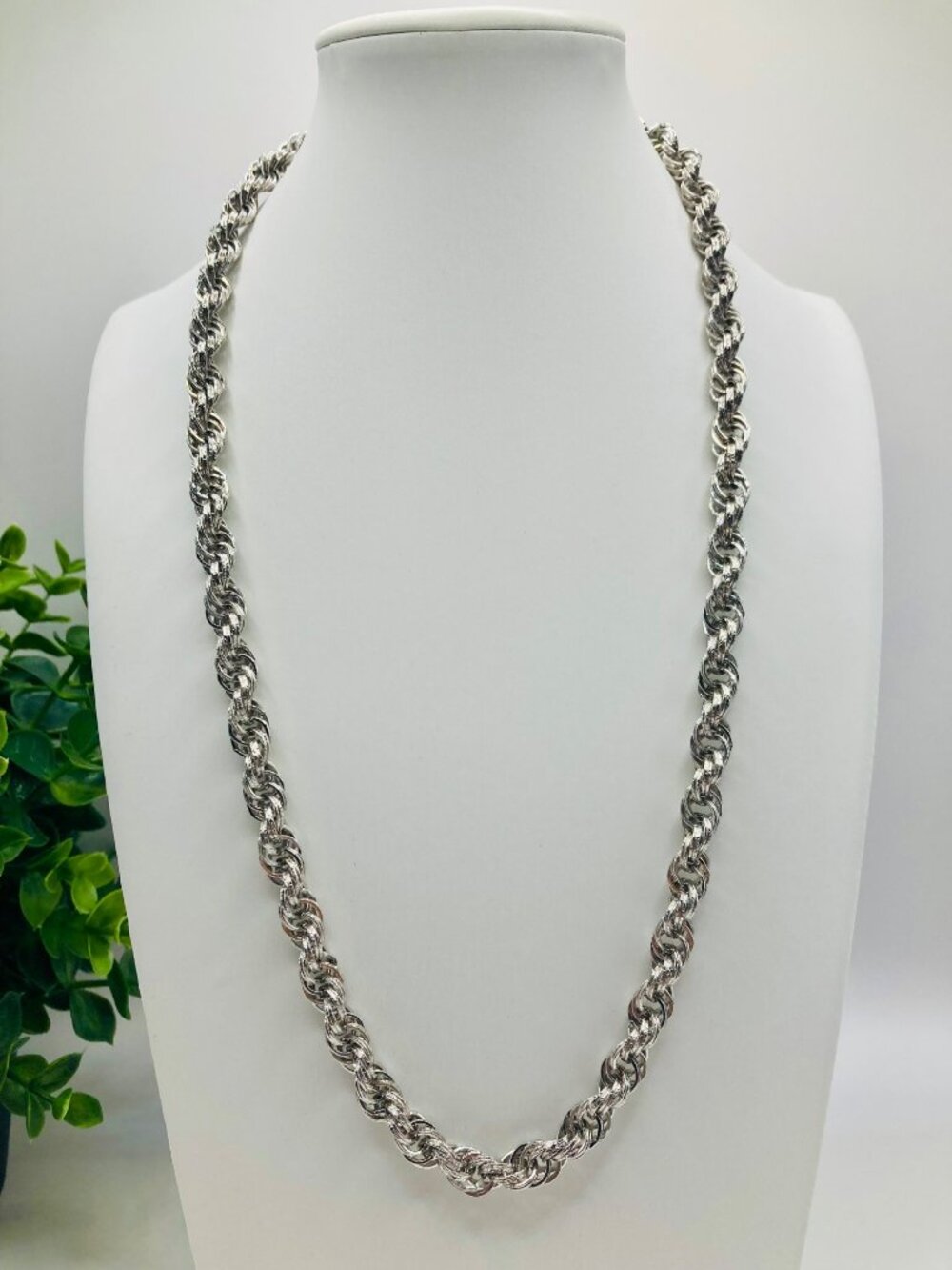 Vintage Monet Silver-Tone Chunky Textured Rope Chain Necklace -90B
